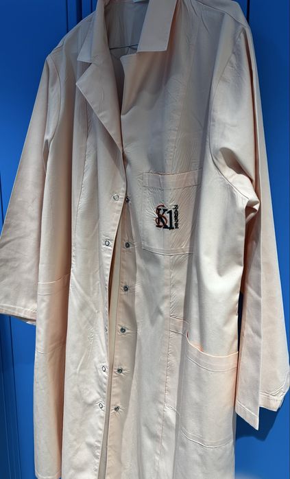 Fartuch laboratoryjny medyczny rozm.L/XL nowy