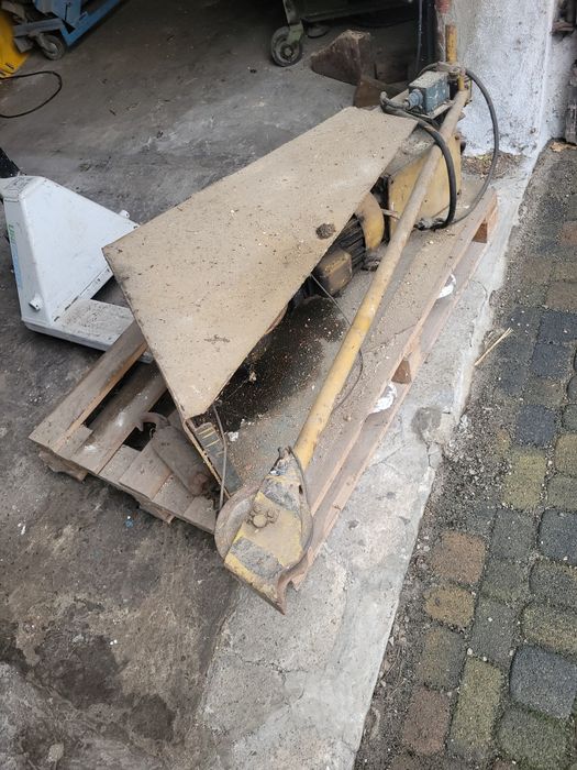 Wciągarka do materiałów budowlanych