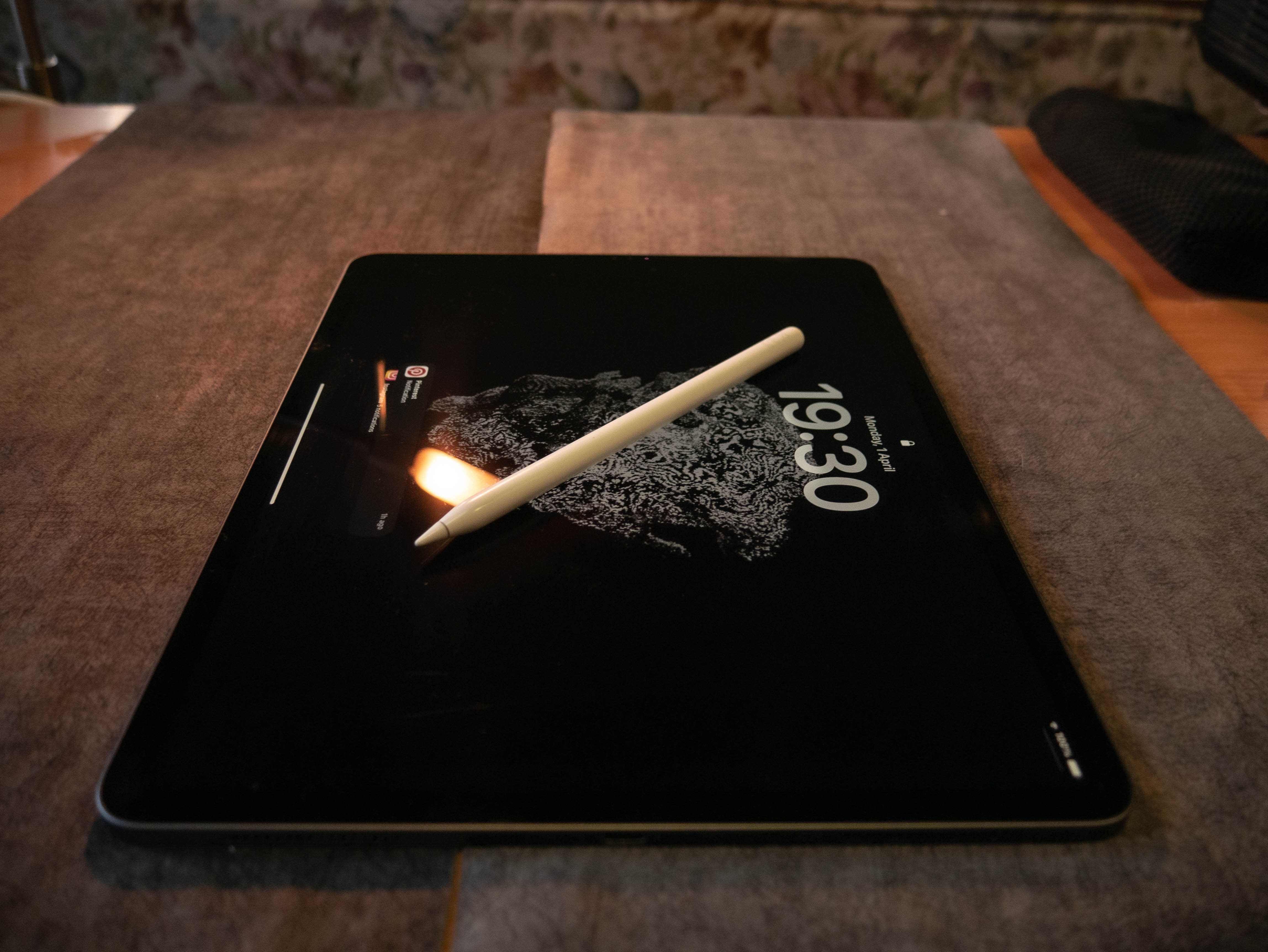 iPad pro 12.9" - 256GB + Apple Pencil