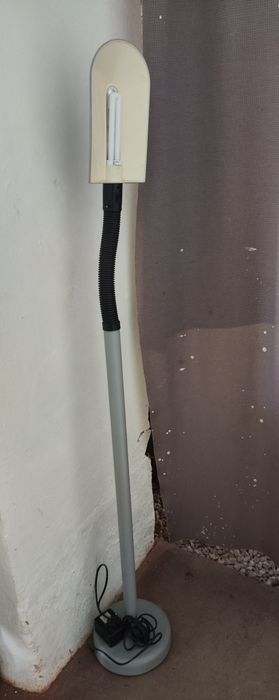 Candeeiro de pé -  flexível