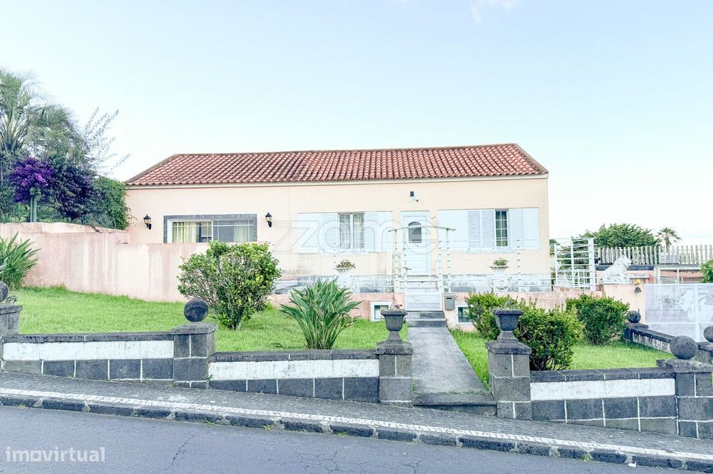 Moradia T3 com Jardim e Espaço Independente – São Vicente Ferreira