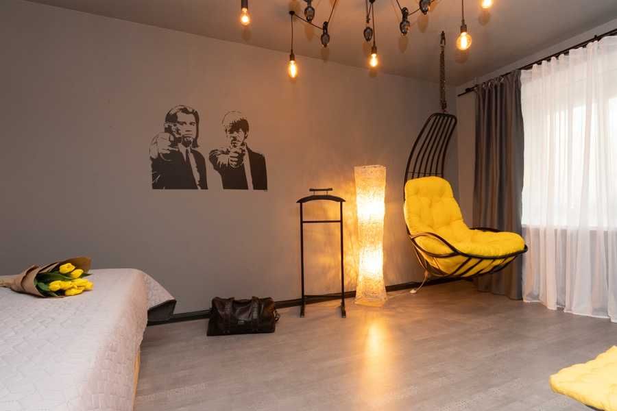 2 кімн, Квартира подобово/посуточно Київ. Зодчих 56. Святошинський.