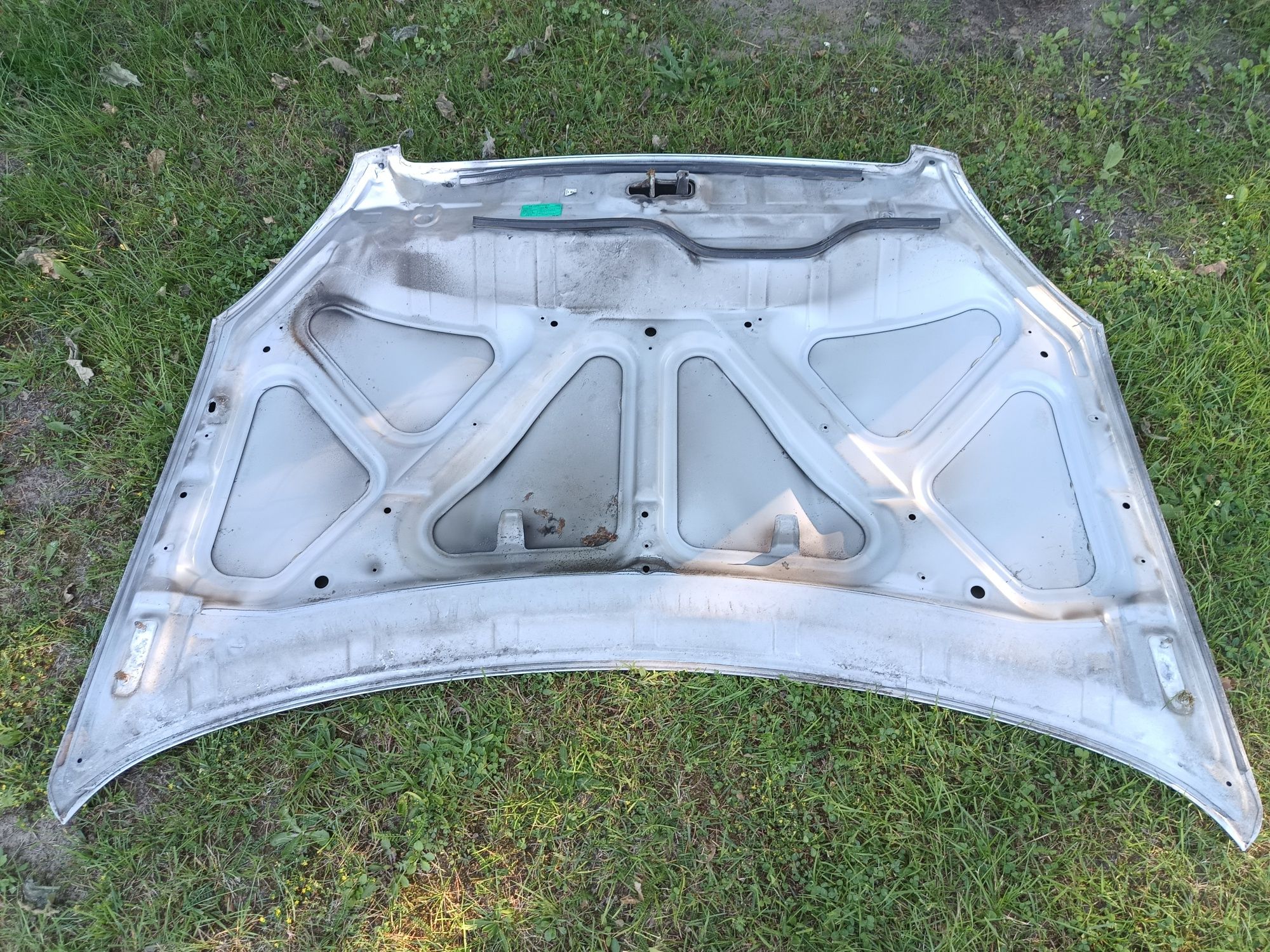 Maska Nissan Qashqai  2008r