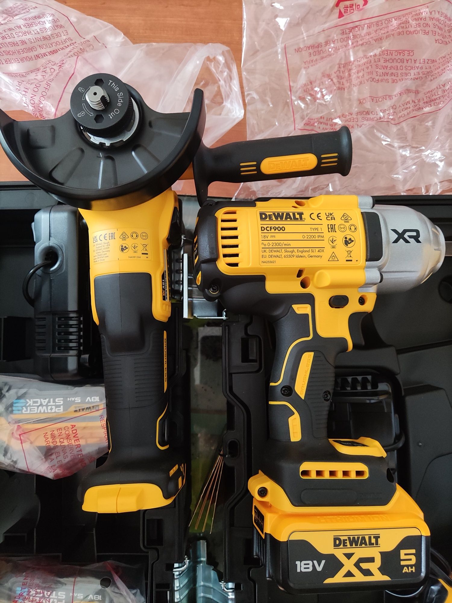 DeWalt udarowy klucz DCF900P2+szlifierka DCG405+4aku 5.0Ah+2x ład+2x w
