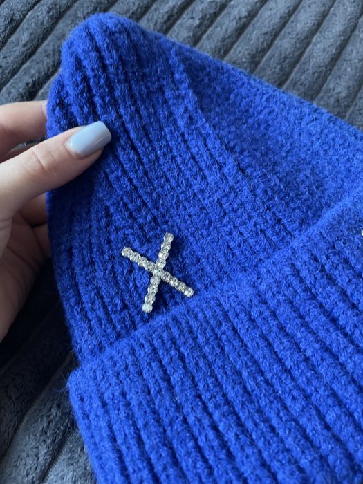 Продам шапку в стилі RB