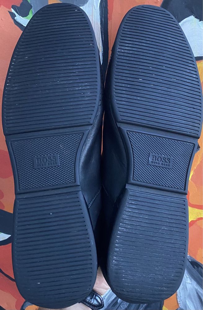 Boss Hugo Boss кроссовки  44 размер кожаные чёрные оригинал
