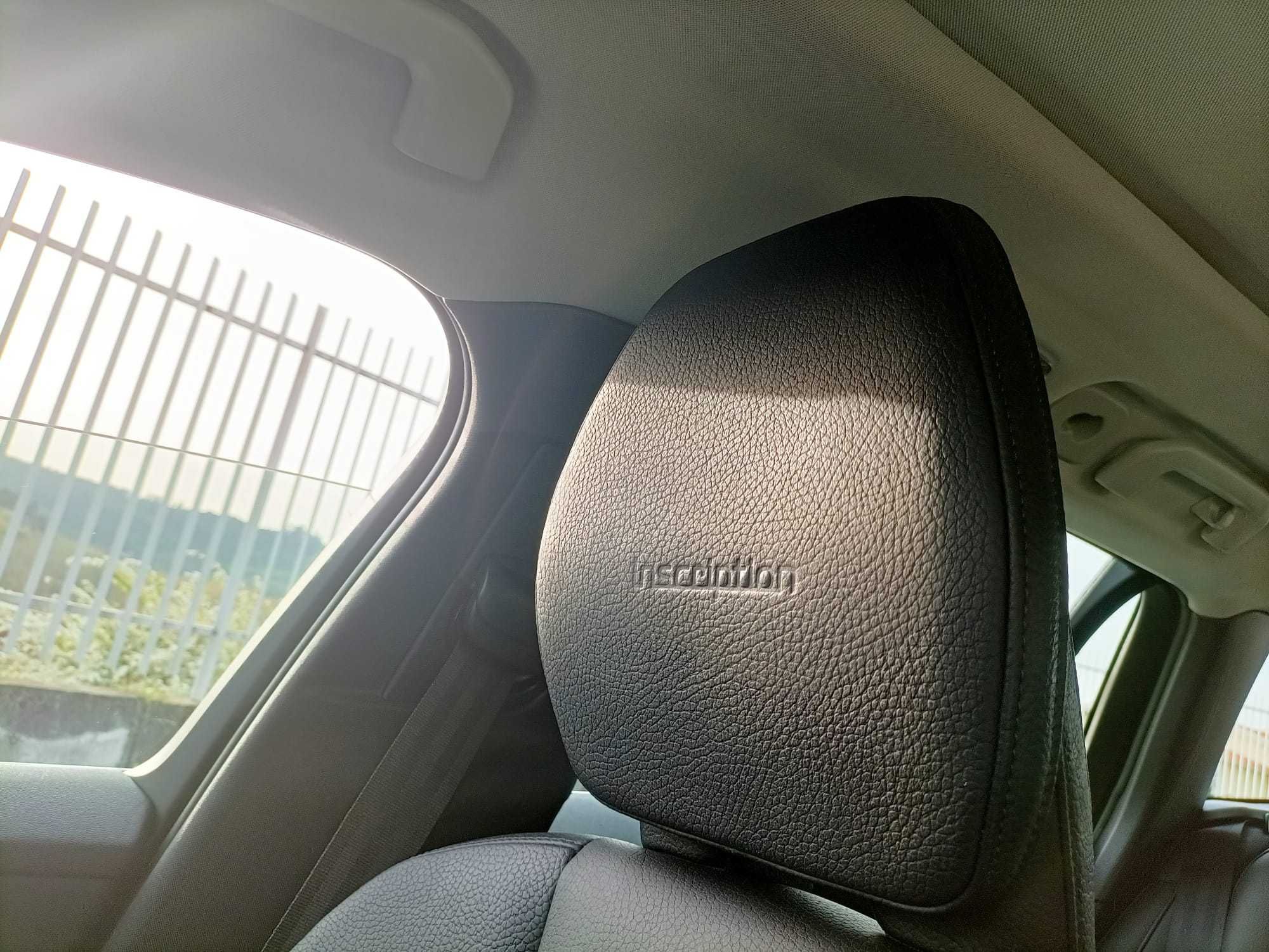 Volvo V60 T8 PHEV Inscription 390 cv