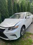 Samochód Lexus ES