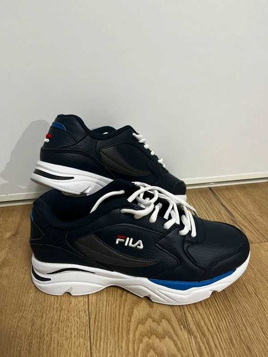 !Wyprzedaż! Nowe granatowe buty Fila 36