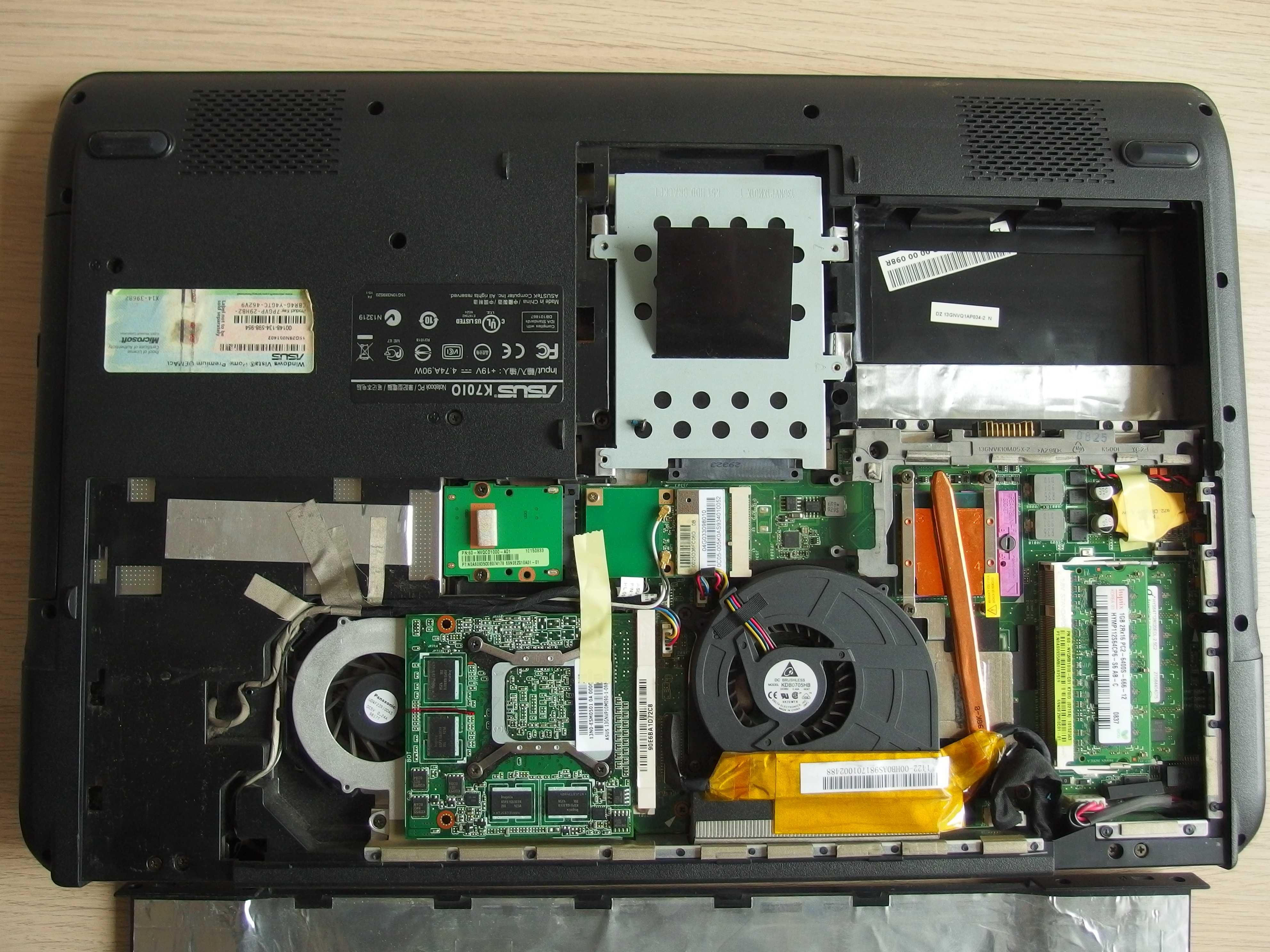 Laptop 17.3" Asus K70io Nvidia Gforce GT120M CPU intel T6600