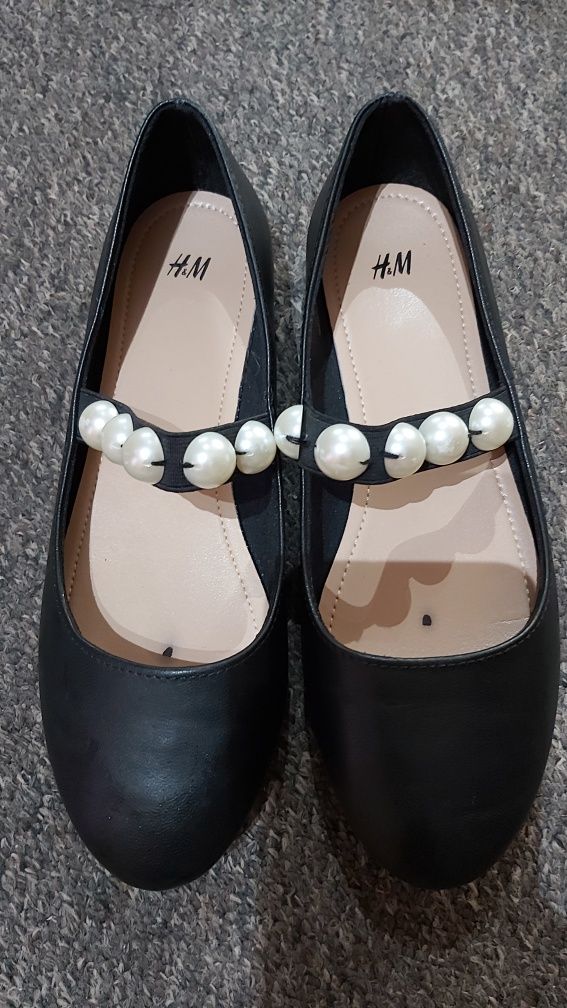 Jak nowe, śliczne, mięciutkie balerinki H&M na gumce wkładki 22 cm