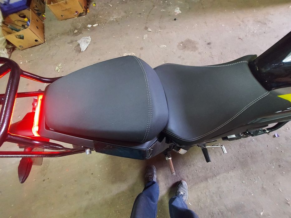 Продам мотоцикл Lifan sr220