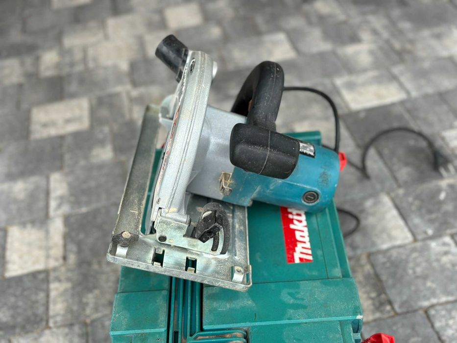 Piła tarczowa Makita 5705R