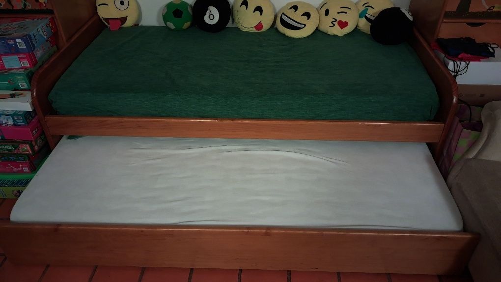 Cama solteiro com gavetão cama