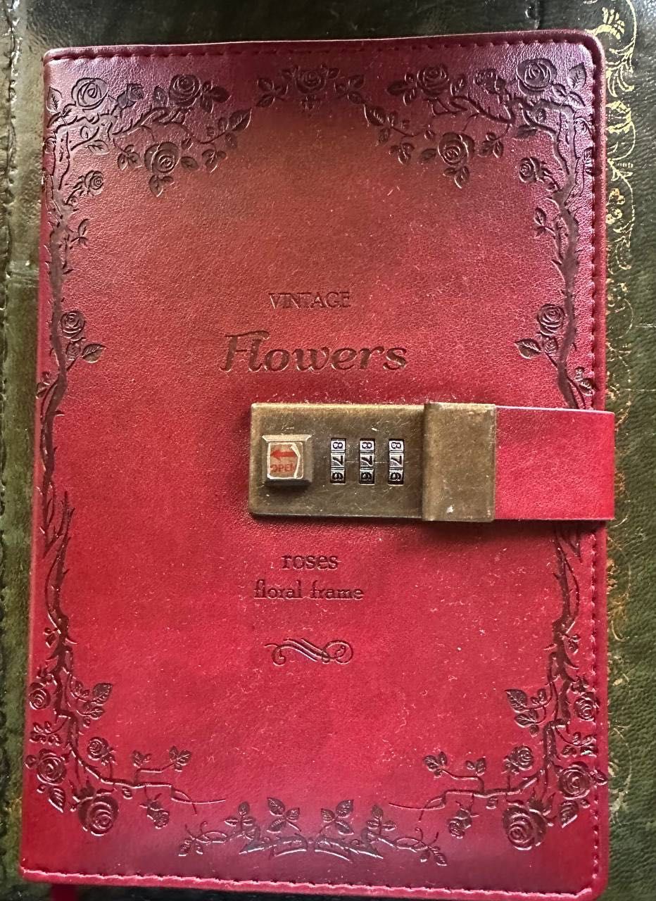 Блокнот А5 Flowers з кодовим замком