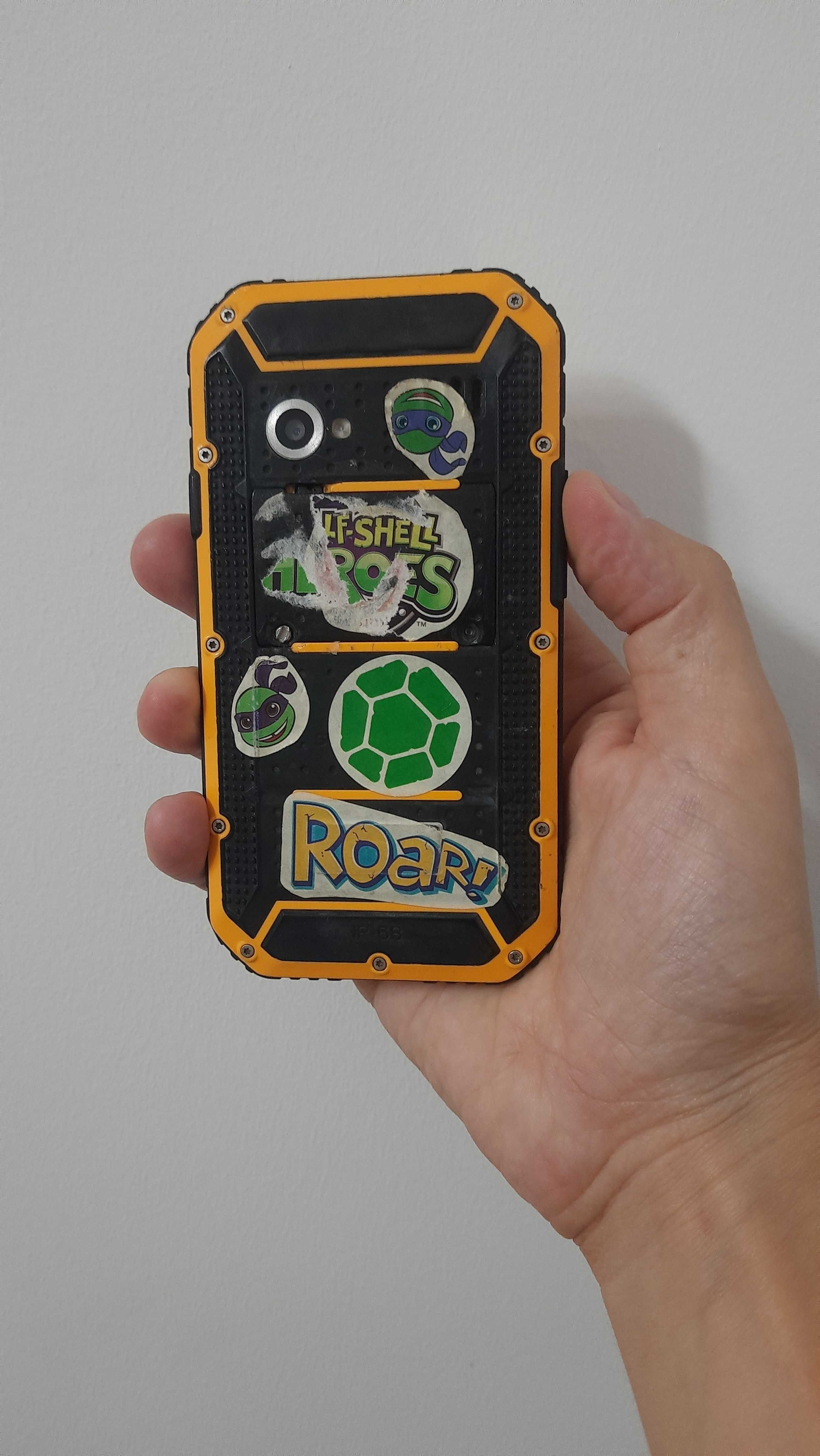 Smartfon, telefon, gniazdo karty SIM nie działa.
