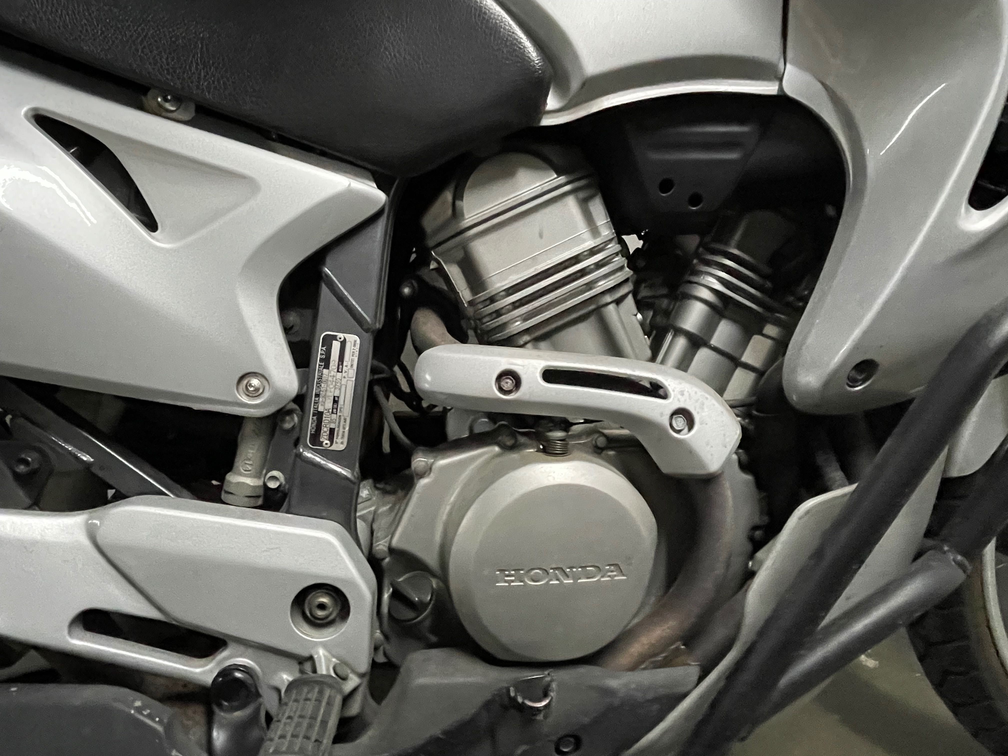Honda Transalp XL650V