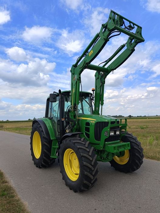 John Deere 6430 z turem John Deere 633, 6420, 6330, 6320, 6530, 6630
