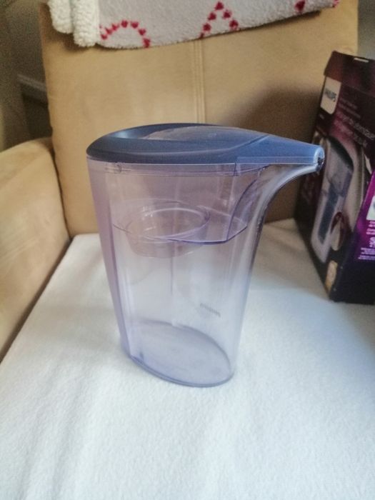 Dzbanek (filtr) do wody do żelazka, stacji parowej  Philips Iron Care