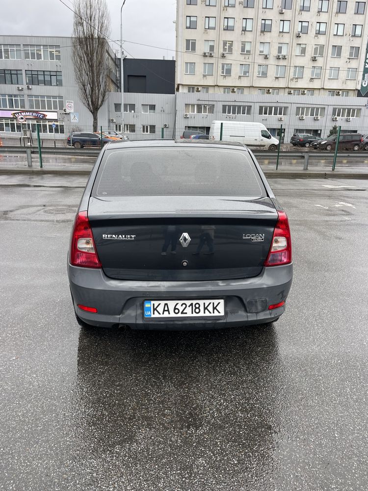 Renault Logan 2010 1.4