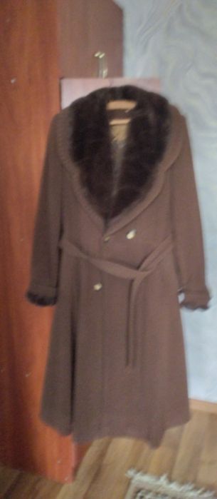 Женское пальто. Кашемир.