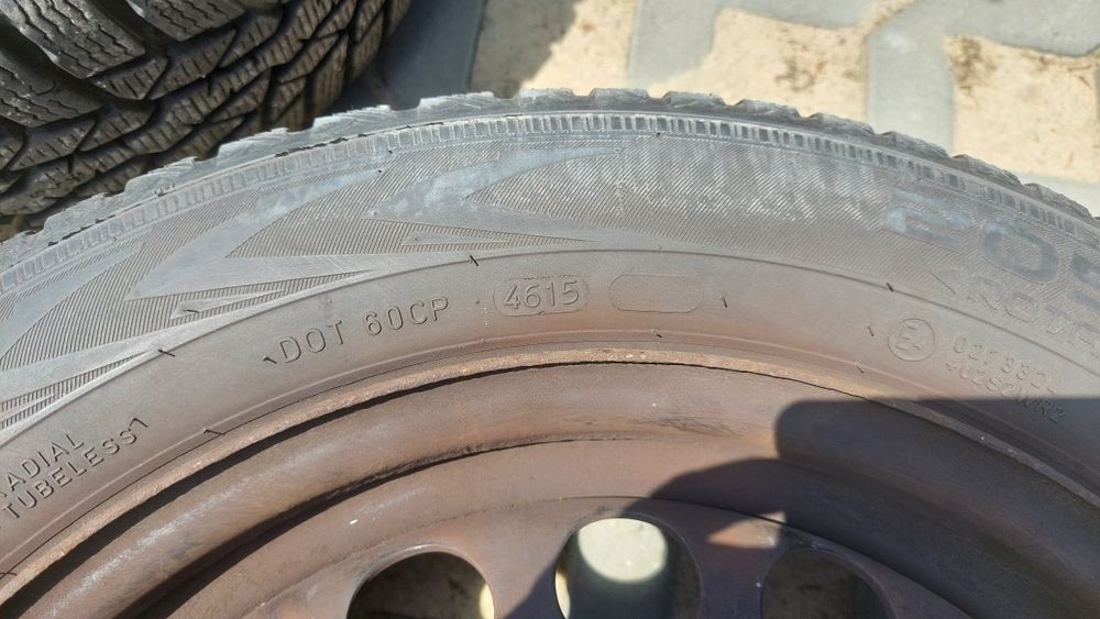 Opony nokian wr d4 205/55/16 Felgi 16"