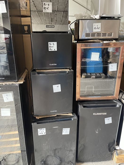 Міні холодильники, морозилки, холодильники для напоїв