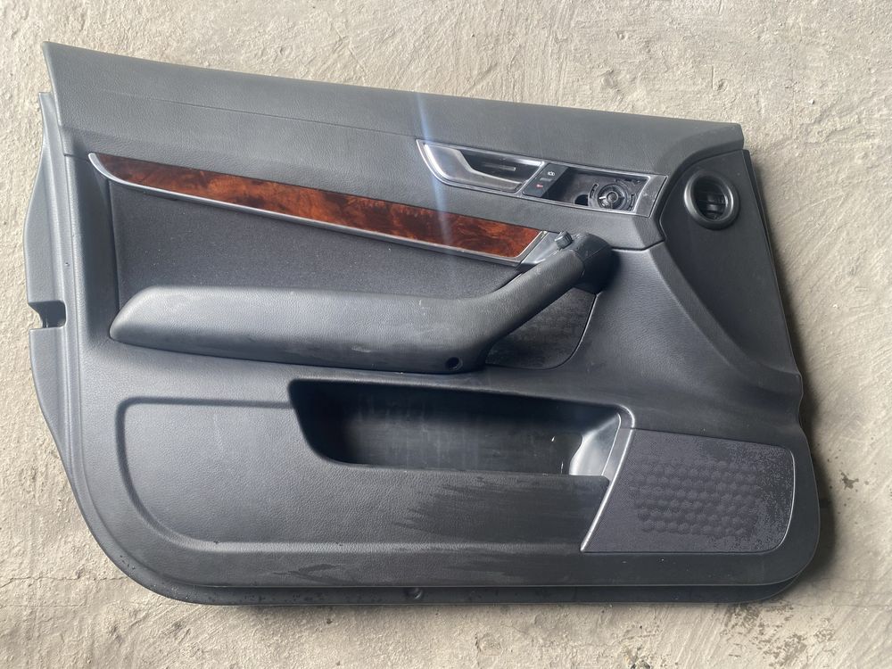 Дверні карти Audi a6 c6