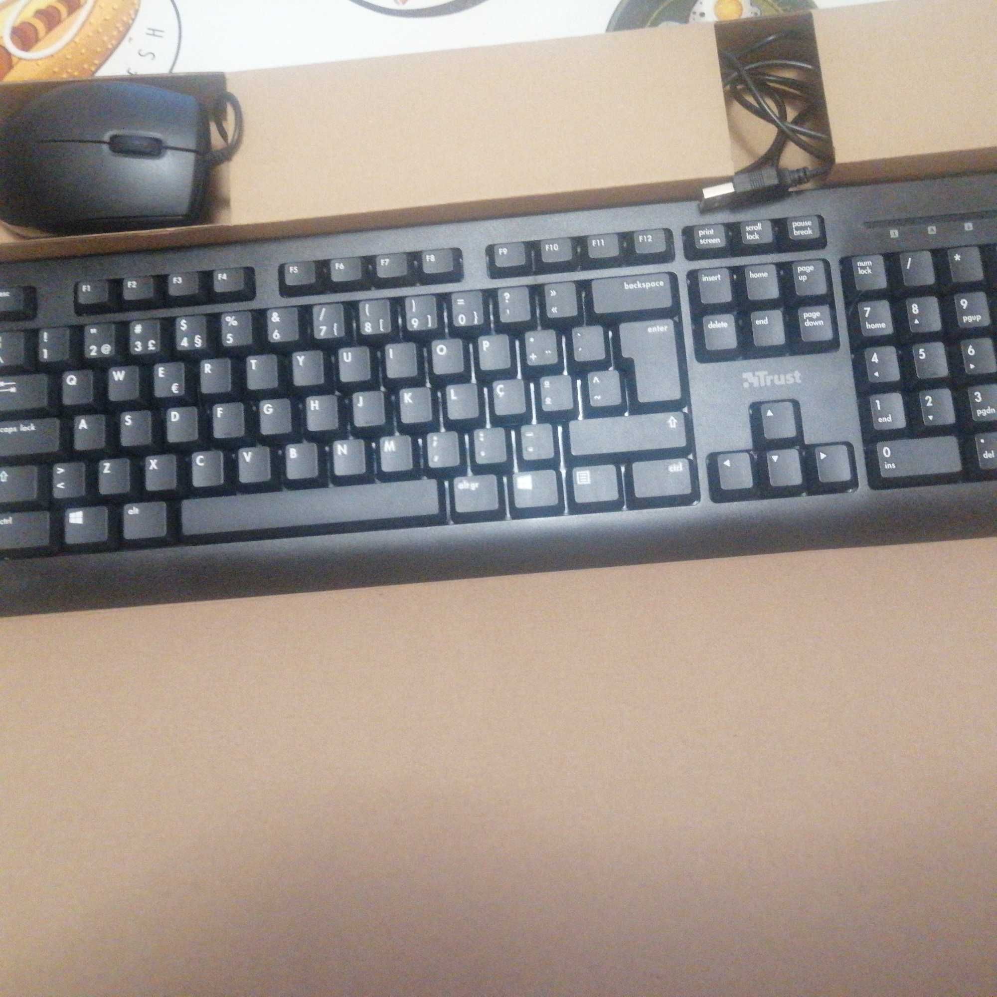 Keyboard e mouse nunca utilizados