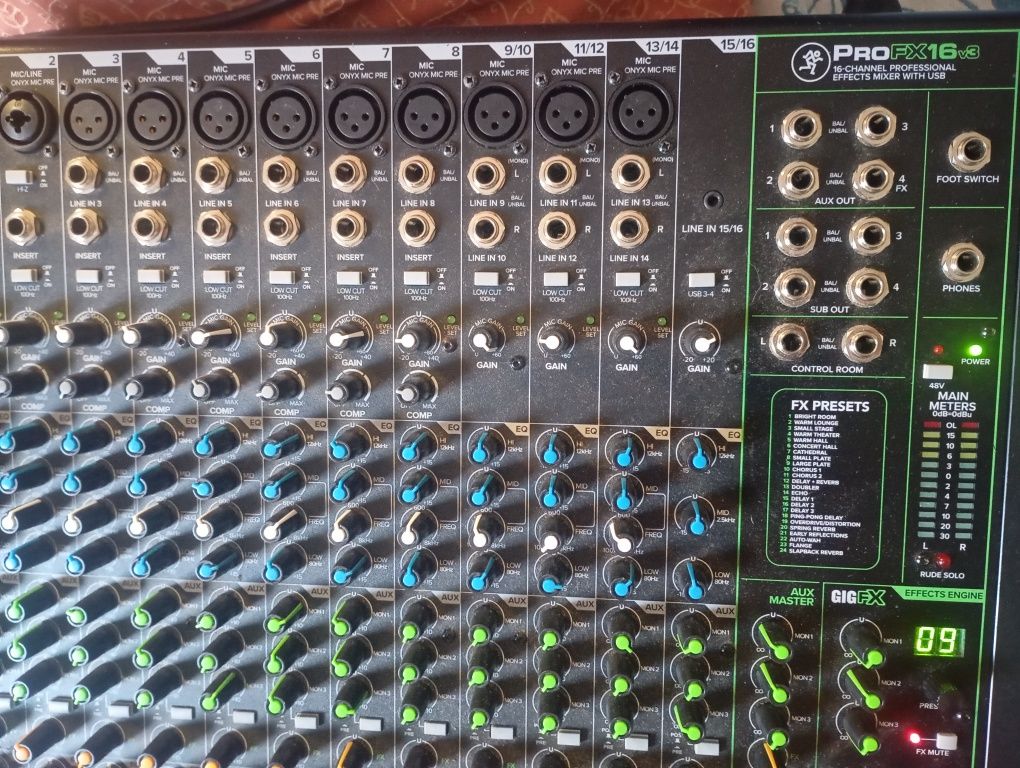 Mixer Pro FX 16 v3.