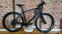 Specialized Sirrus X COMP CARBON Future Shock roz. M