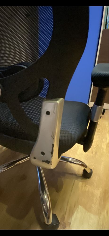 Sprzedam ergonomiczny fotel do biurka