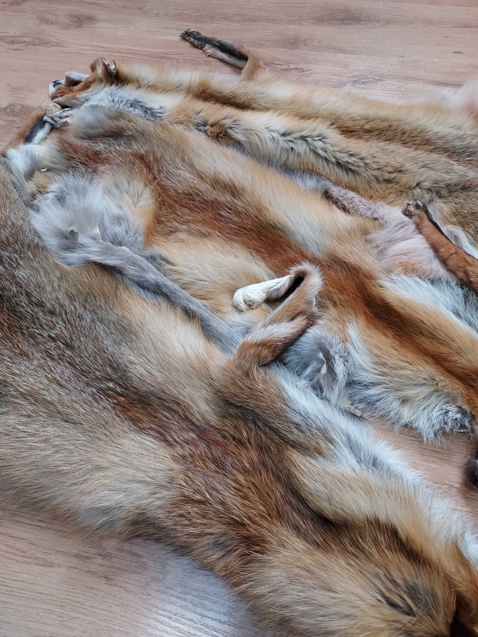 Skóra Dekoracyjna naturalna z Lisa Rudego Futro z Lisa Skóra