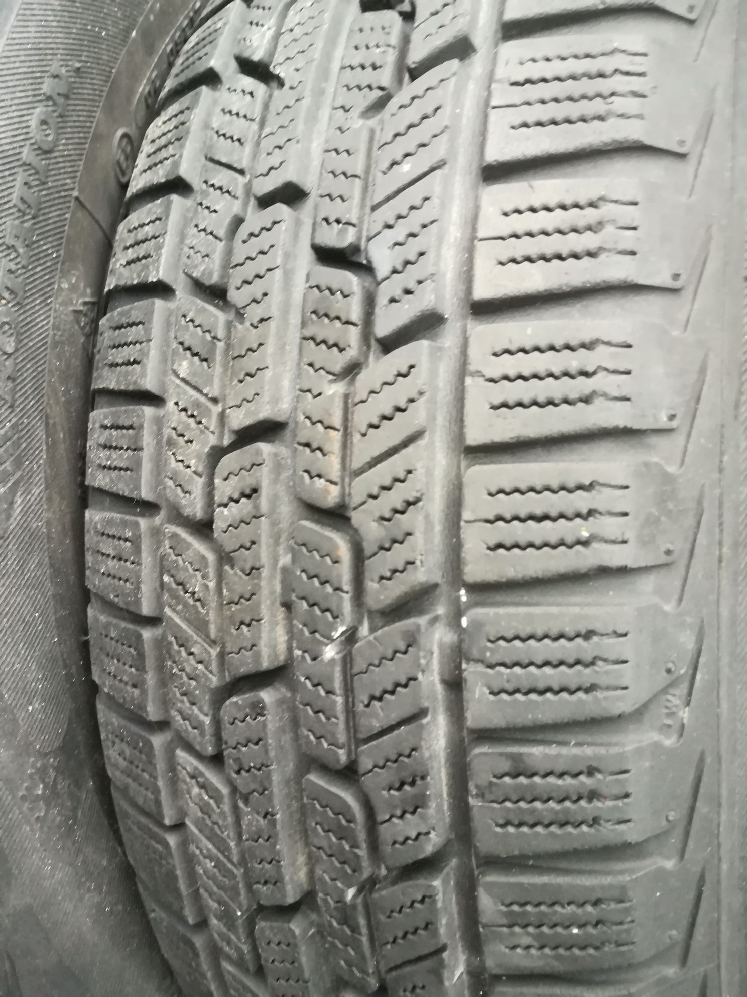 2 szt.para opony zimowe 165/65R15 Firestone Winterhowk 2 Evo 13 r.6 mm