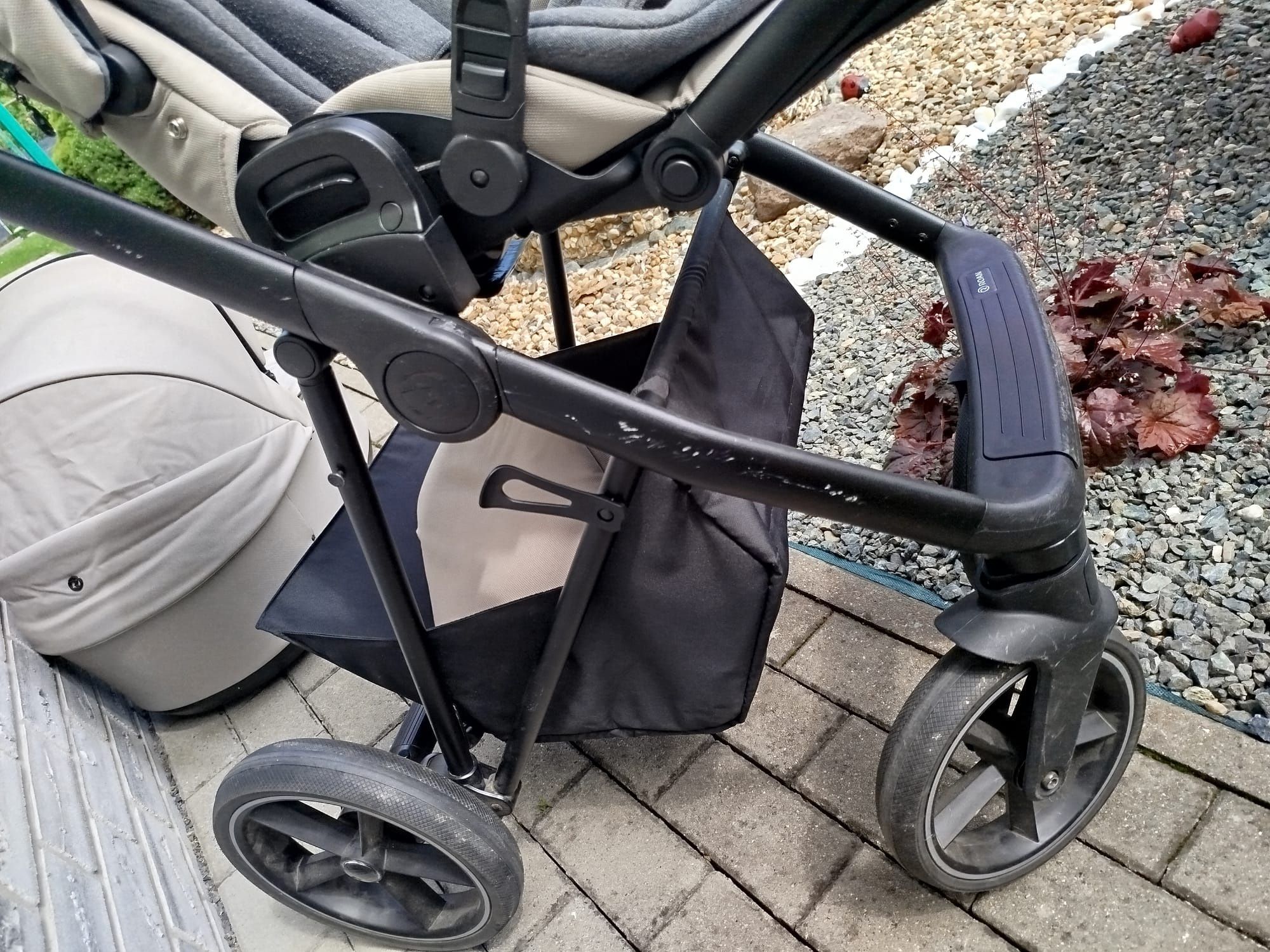 Wózek 2w1 Roan Ivi 2.0