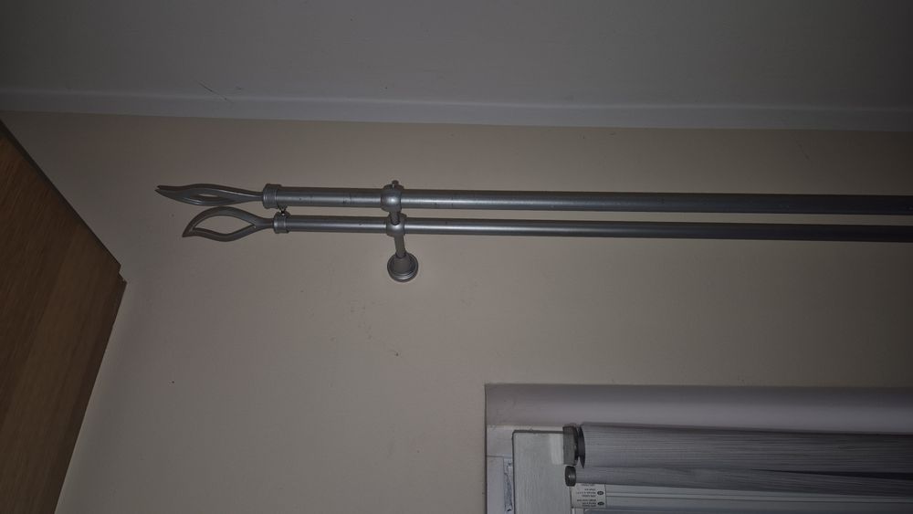 Karnisz, długość 440cm (240 + 200)