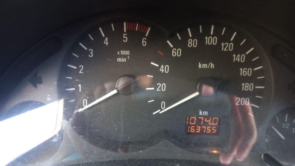 Opel Combo bem conservado
