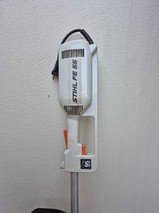 Roçadora elétrica STIHL FE 55 / Excelente estado de manutenção