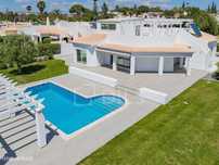 Moradia T4 com piscina em Vilamoura, Algarve