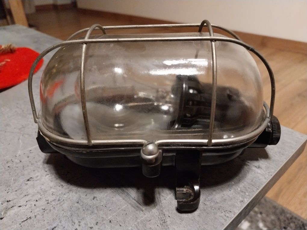 Lampa  loft włącznik JUNG puszka