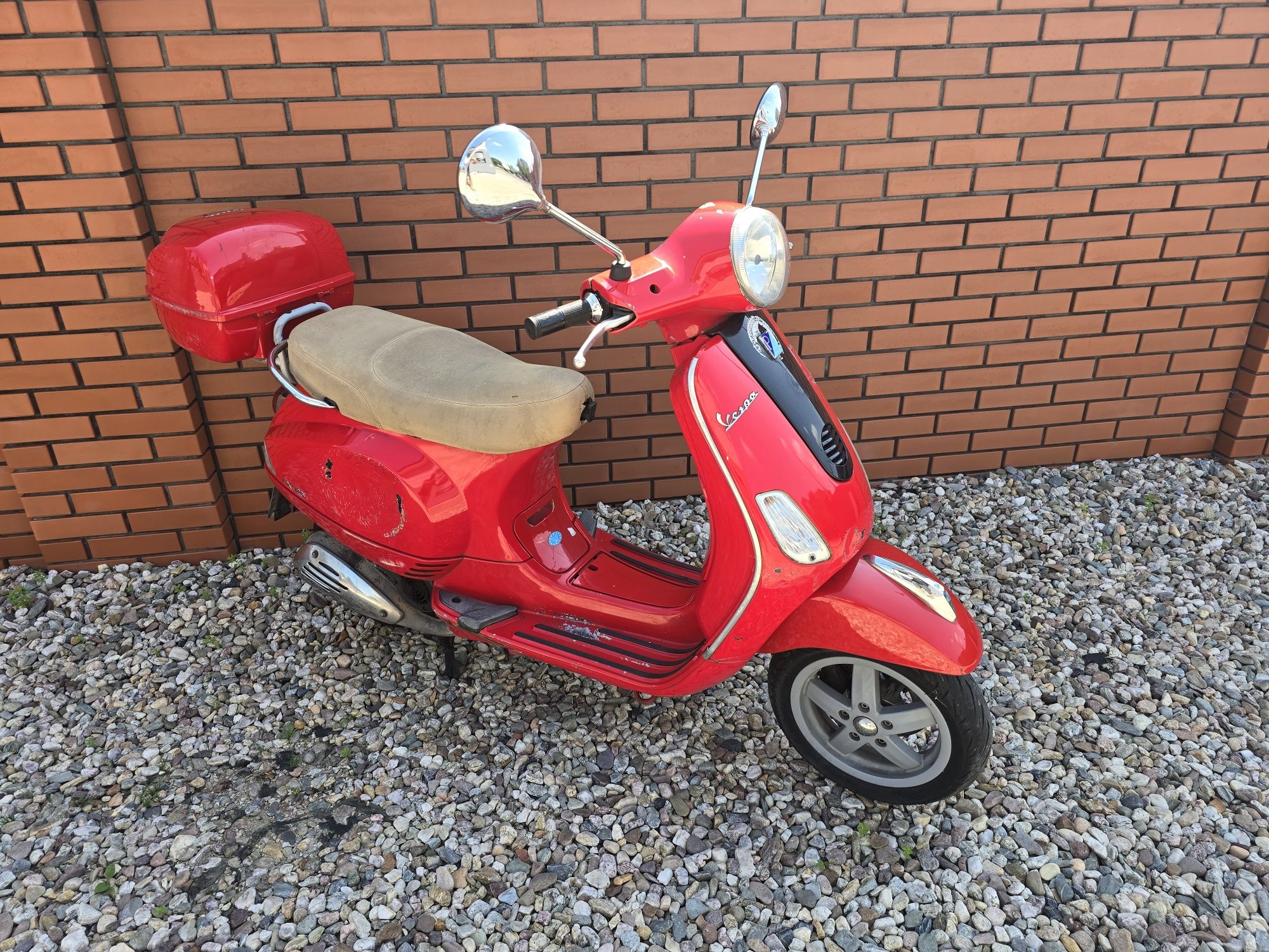 Piaggio Vespa Lx 125  // lxs gts GTV lxv // Kufer