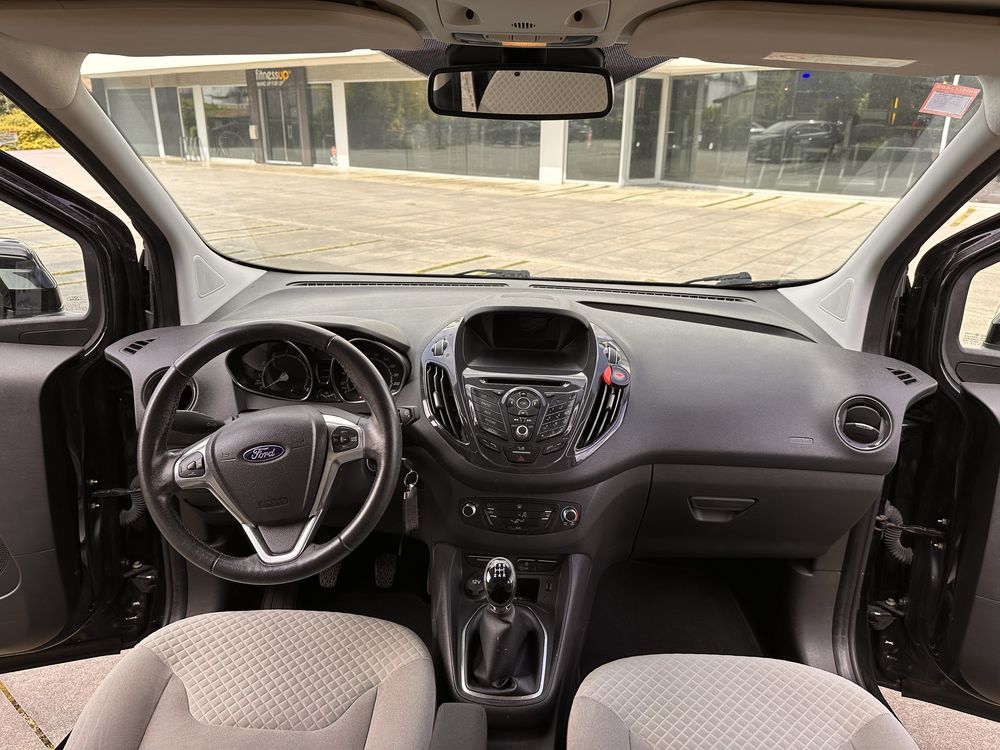 Ford Tourneo Courier 1.0 ecoboost