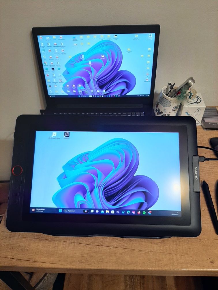 Tablet graficzny XP-PEN Artist 15.6 Pro