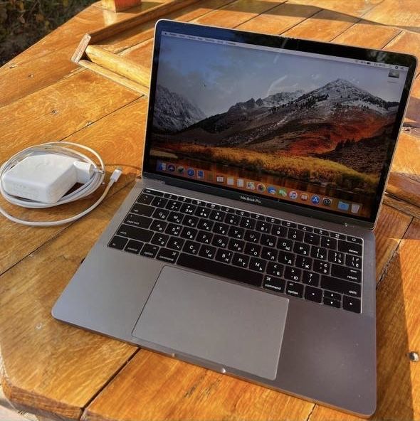 Mac book 13 pro intel core i5 2016