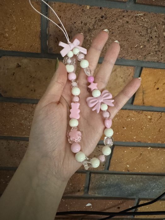 Breloczek coquette do telefonu lub torebki