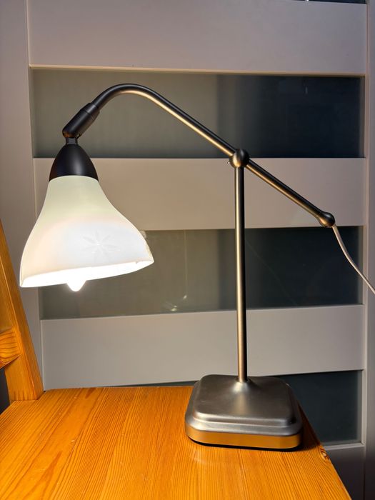 Lampka metalowo szklana