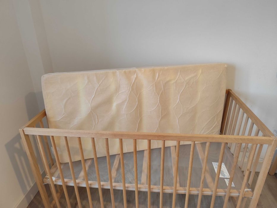 Berço IKEA + colchão