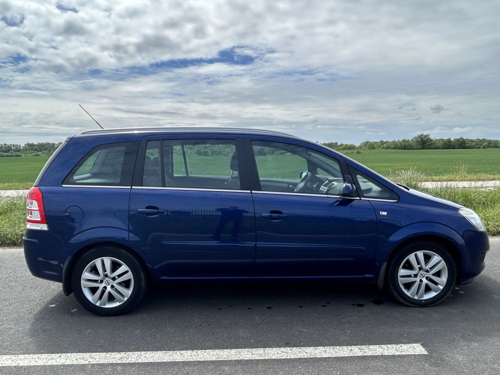 Opel Zafira B 1.8 benzyna tylko 147 tkm przebiegu