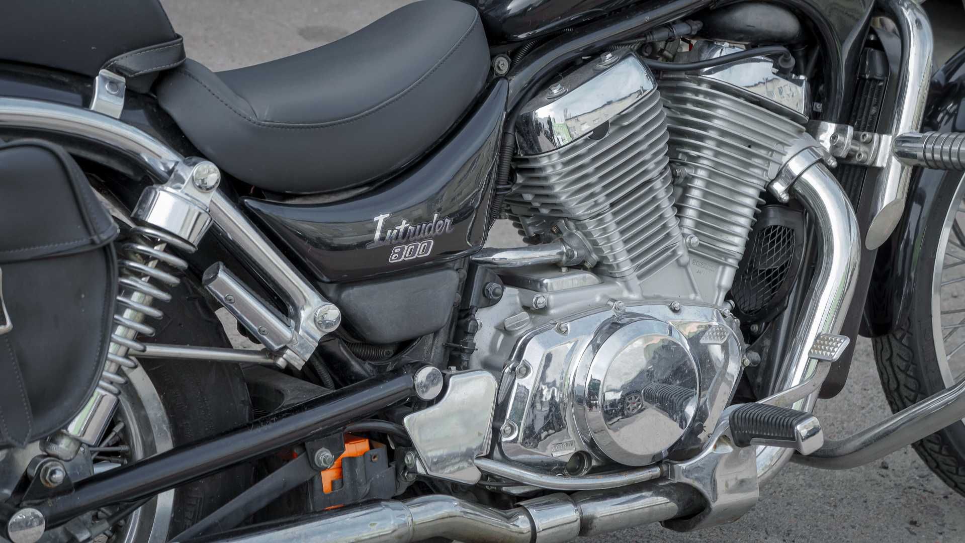 мотоцикл Suzuki Intruder