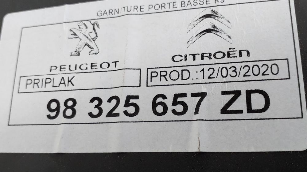 Forra da porta da mala PEUGEOT Partner (K9)